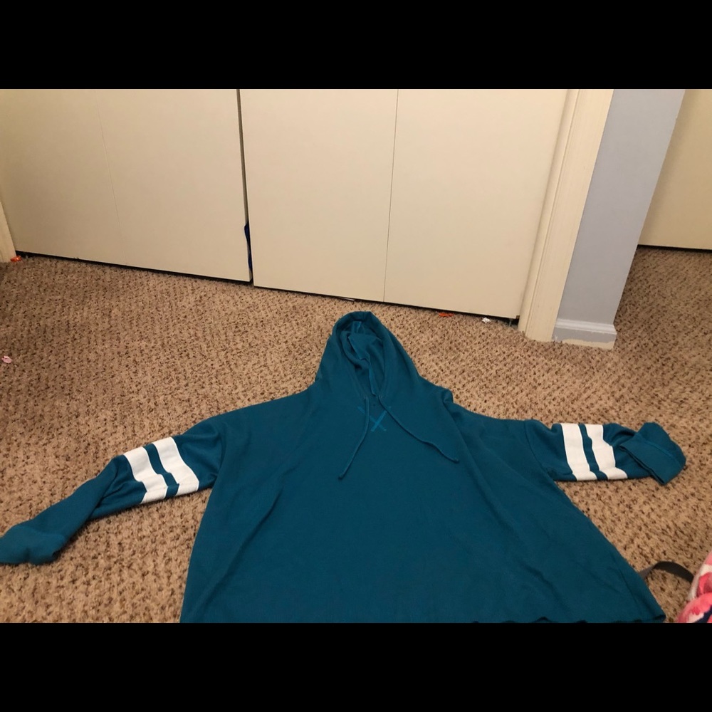 Blue pullover